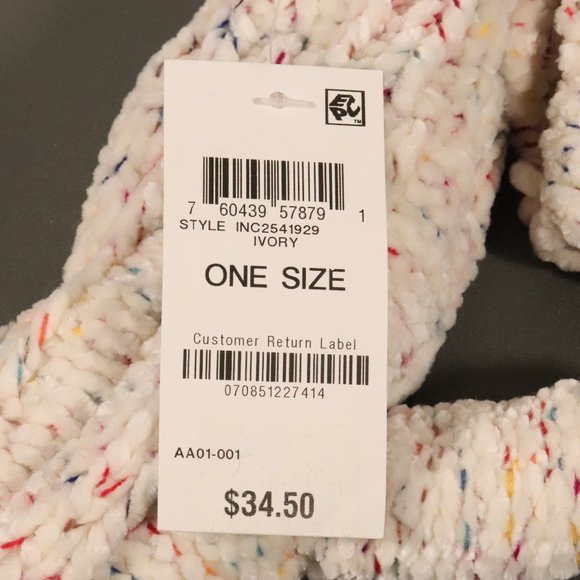 NWT INC International Concept Space Dye Mittens in Ivory - Picture 6 of 10